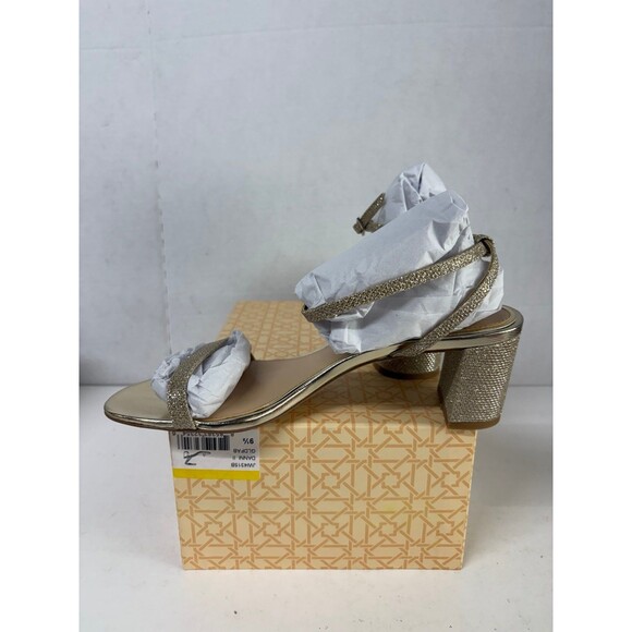 Jewel Badgley Mischka Women's Danni II Gold Low Block Heel Strappy Sandal 9.5M - Picture 2 of 6